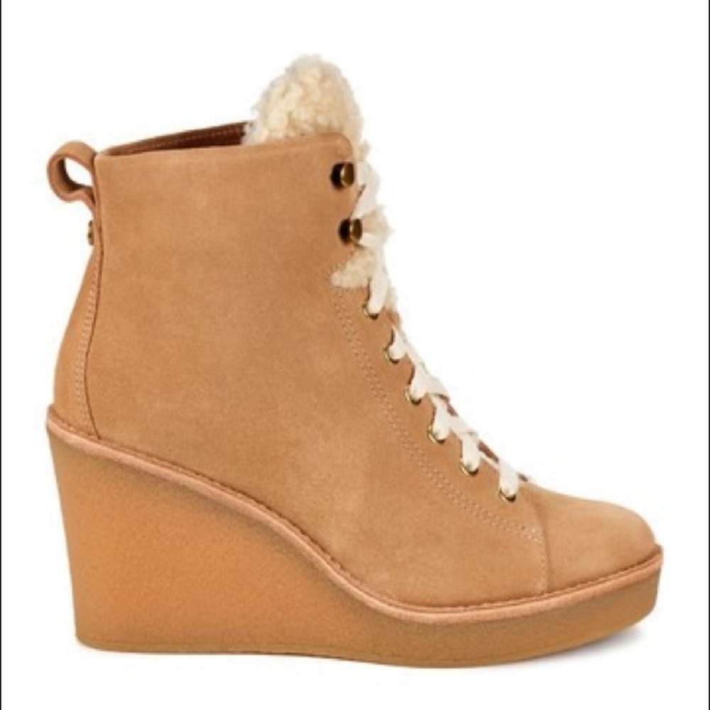 Ugg Women's Kiernan Wedge Lace-Up Booties